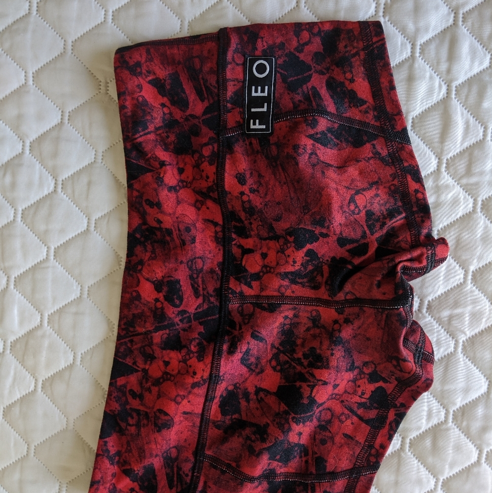 Fleo low rise contour shorts